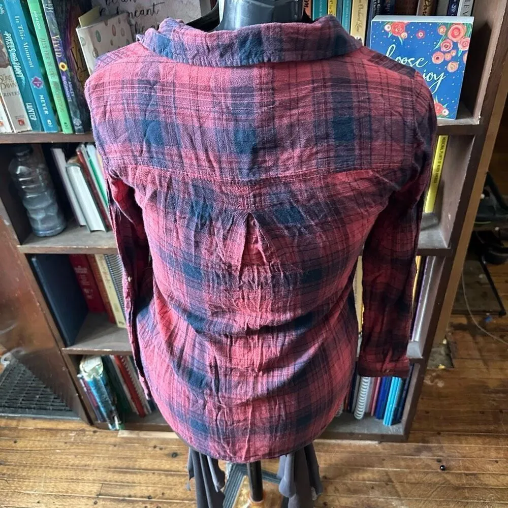 American Eagle pink & black lumberjack boyfriend fit S shirt - Image 2