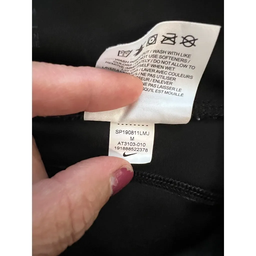 Nike Black High-Waisted Womens Leggings With Pockets & Zipper Back Pocket - Image 9