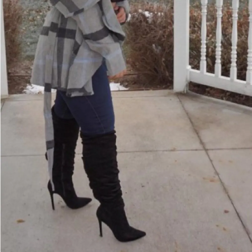 The weekend Ruched Over the knee boots in black size 9.5 W - Image 5