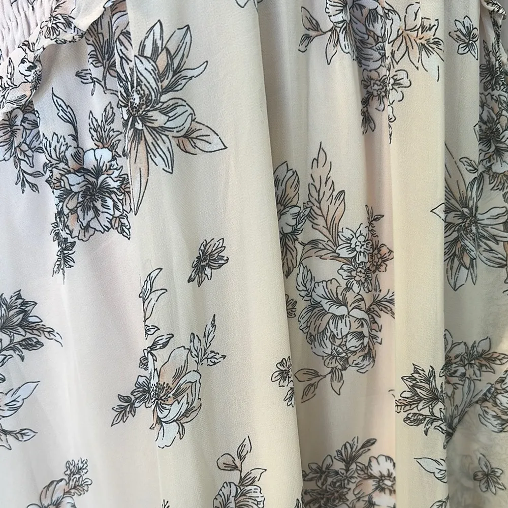 Express light Pink V-Neck smocked floral ruffled high-low Sundress size XL - Image 5