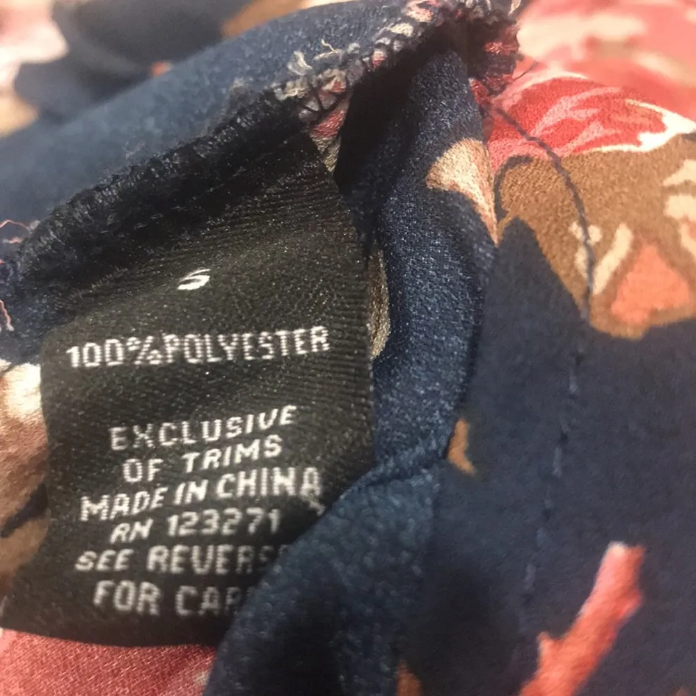 J for Justify Semi Sheer Floral Print Top - Image 5