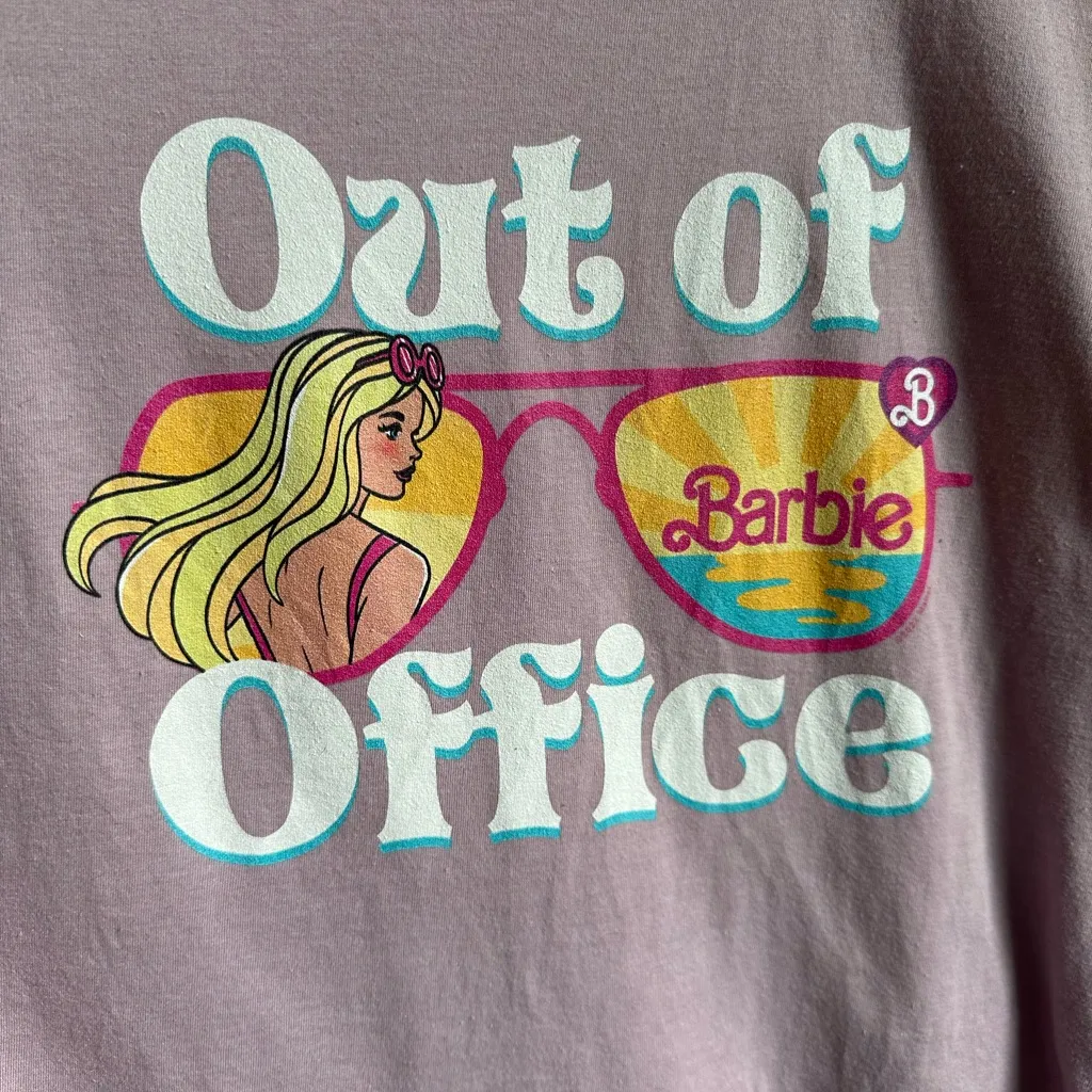 💖Barbie Out of Office Pink Sleeveless Relaxed Tank Top Size XL - Image 2