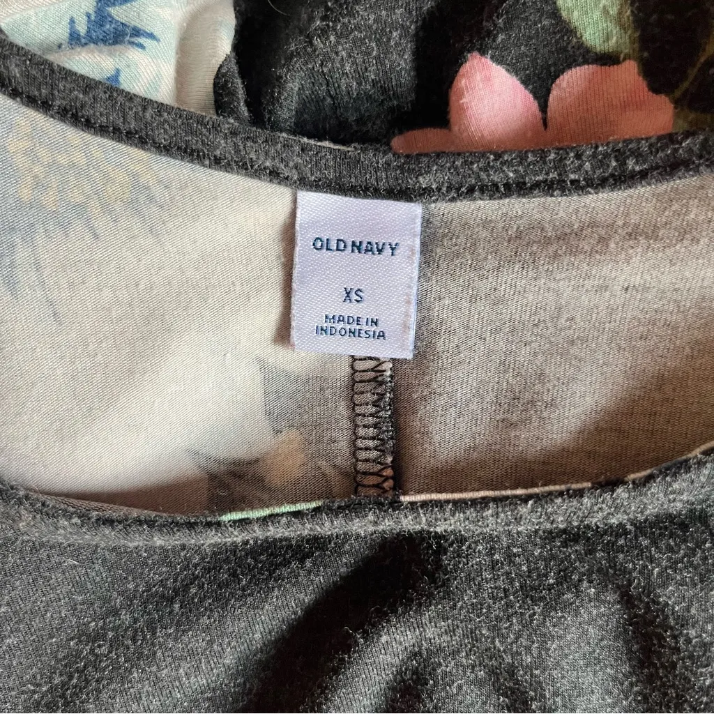 Old Navy Pink and Black Floral A-Line T-Shirt Knee Length Dress - Image 5