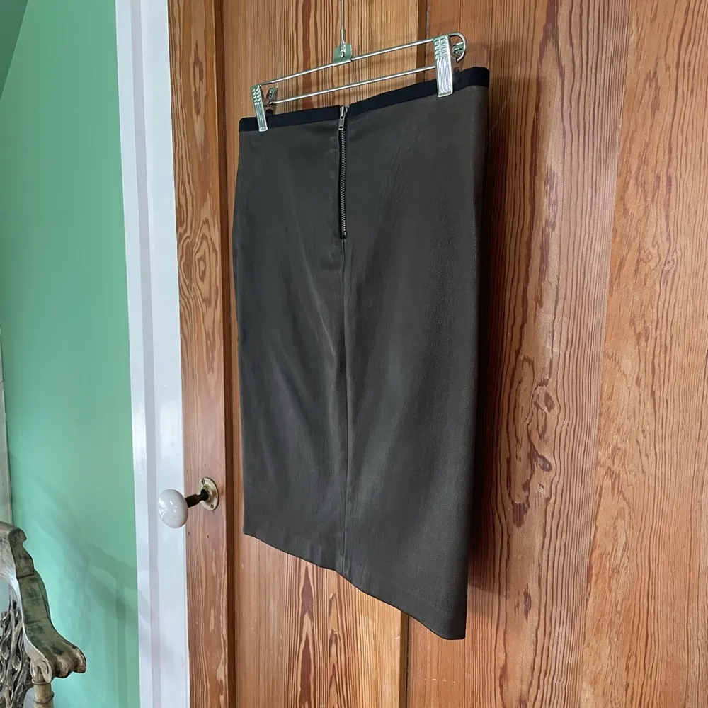 A.L.C. Reptile Leather Stretch Mini Pencil Skirt w Wool Mohair Trim - Sz 6 - Image 6