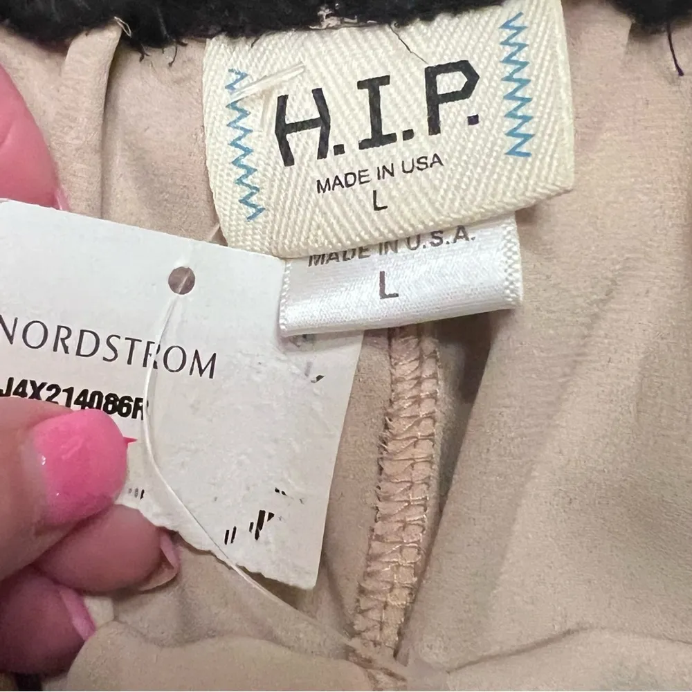 H.I.P. High Rise Pull-On Elastic Waist Eyelet Cut-Out Scalloped Hem Shorts Large - Image 10