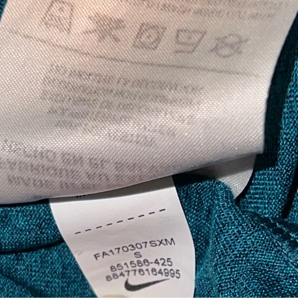 Nike Women’s Athletic Dri-Fit Dark Teal / Turquoise T-Shirt Sz Small (Like a M) - Image 7