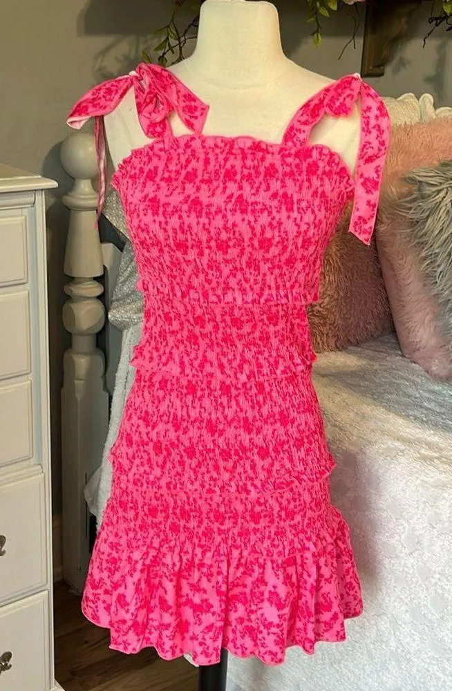 Tube Dress Tiered Form Fitting Pink Floral Size undefined - Image 2