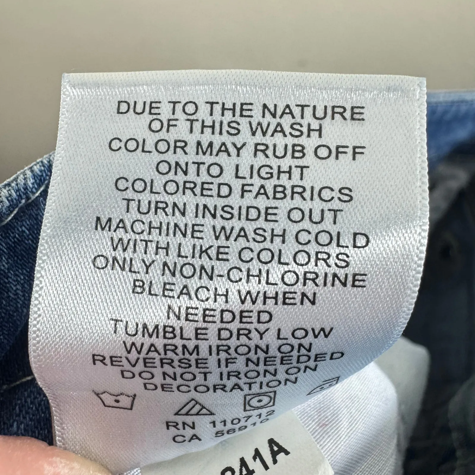 VIGOSS Slim Boot Cotton Medium Wash Low Rise Jeans Size 0 - Image 7