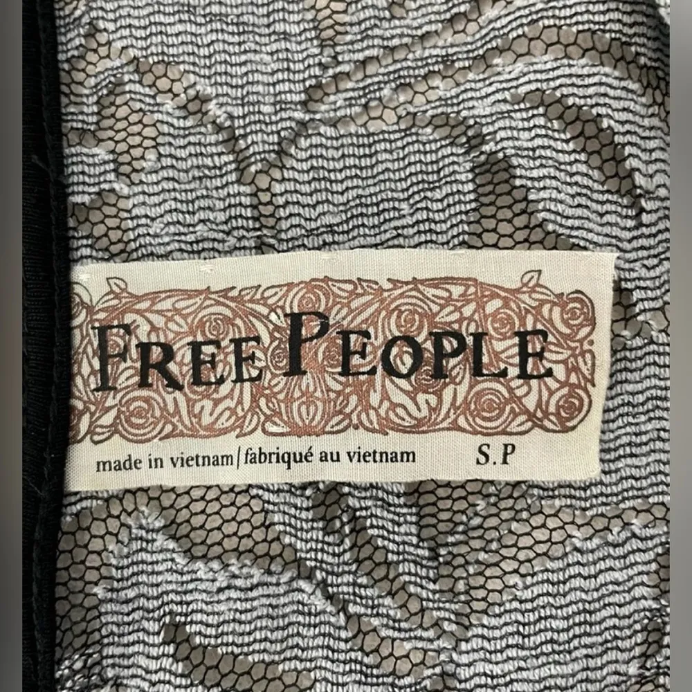 Free People Flower Lace Slip Dress Black White
Size S Embroidered Half Sleeve - Image 3