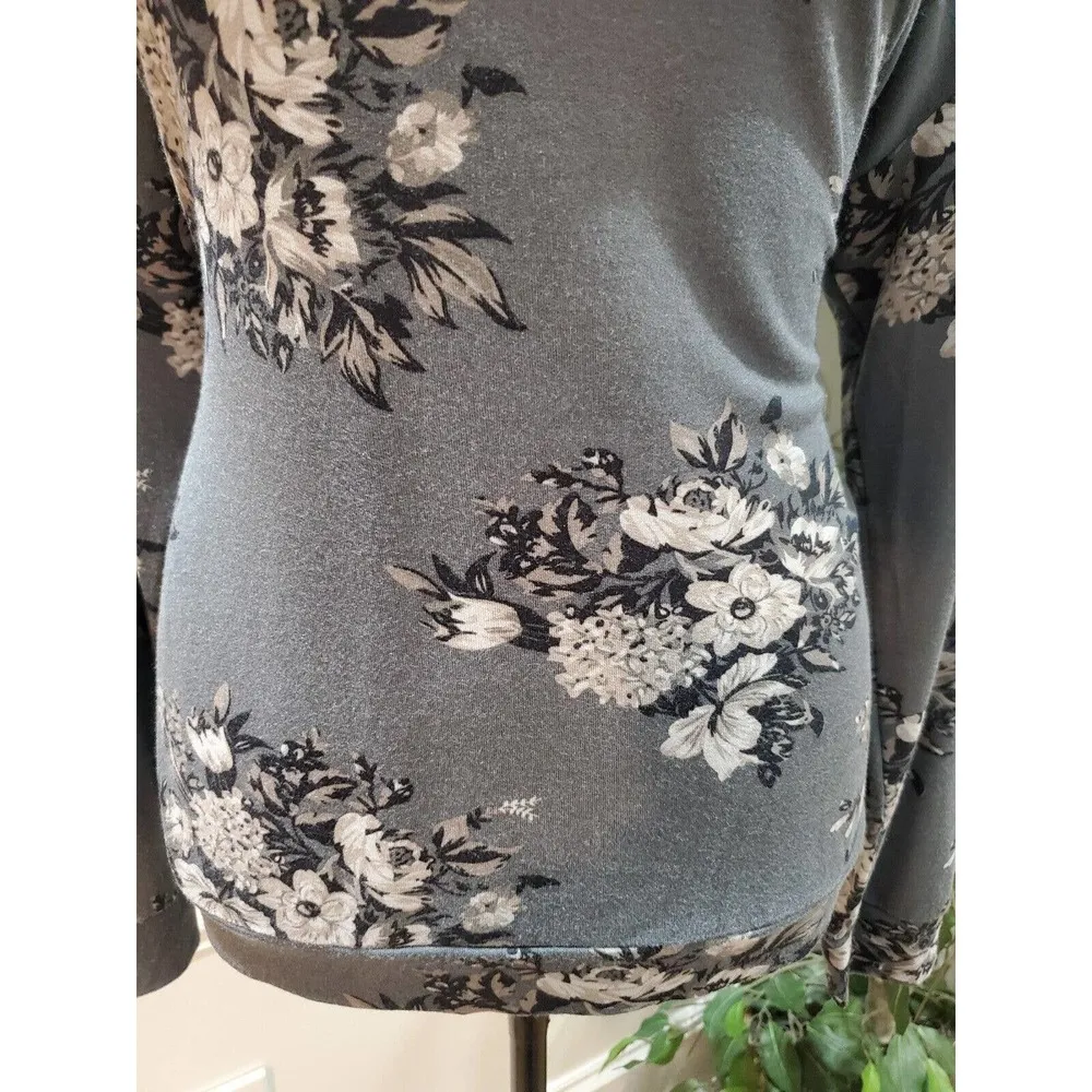 Workshop Republic Gray Floral Modal Round Neck Long Sleeve Top Blouse Size Small - Image 4