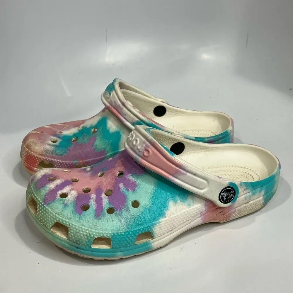 Crocs Tie dye pattern‎ unisex sizing - Image 3