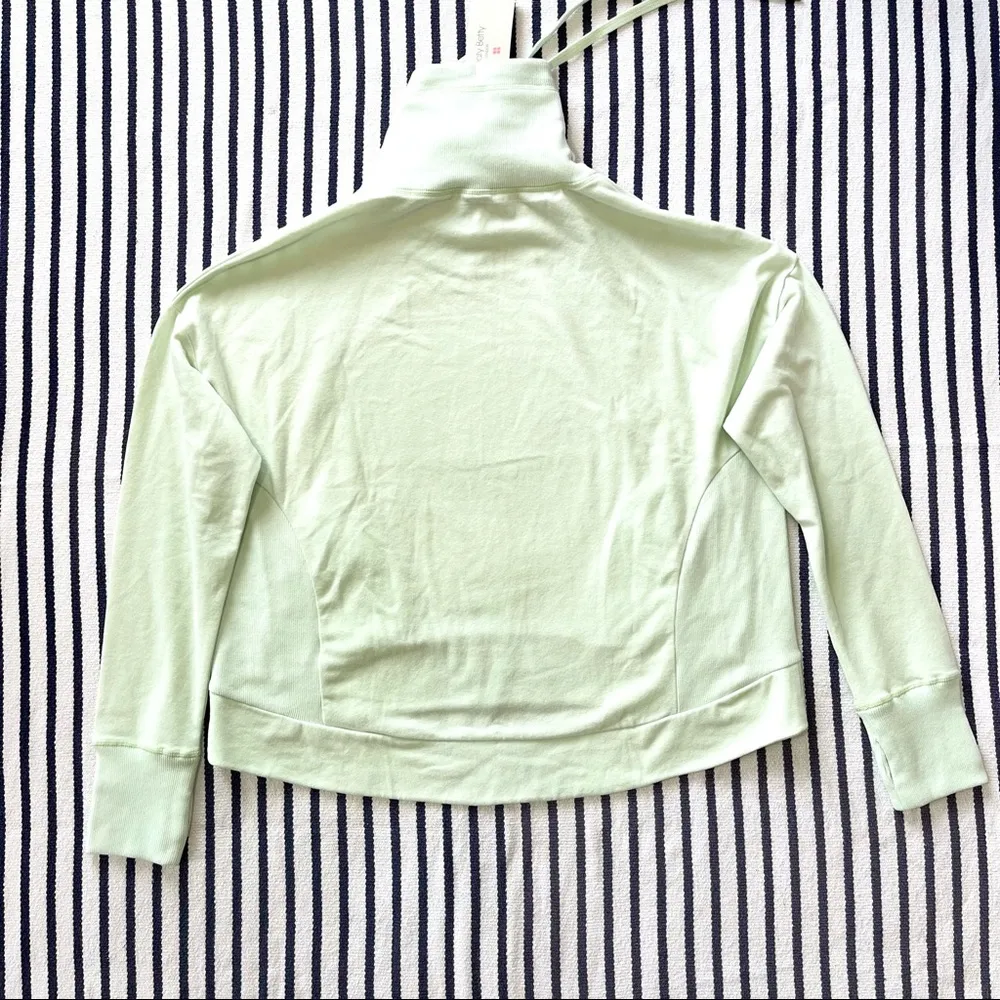 Harmonise Luxe Fleece Sweatshirt in Glacier Green Medium - Image 6