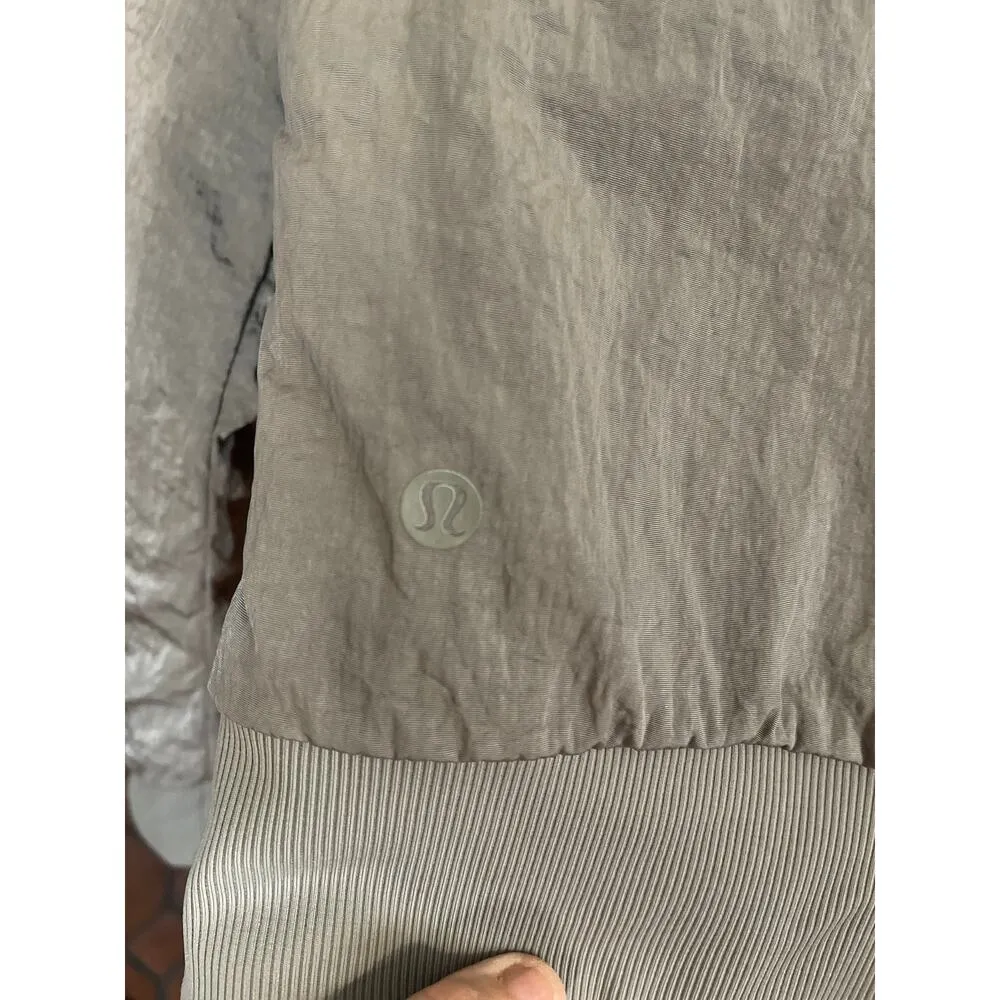Lululemon  reversible insulated bomber jacket size 4 - Image 6