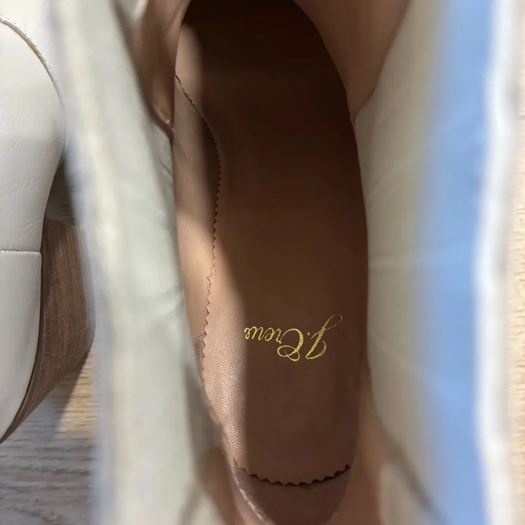 J. Crew Women’s AC329 White Western Leather Heel Chelsea Boot Size 9 - Image 9