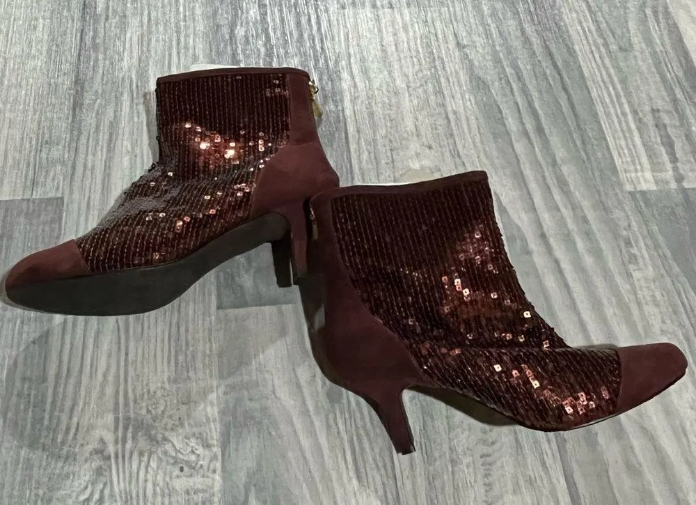 Joan Boyce Maroon Red Sequins Heels, Back Gold Zipper; 10 Women’s - Image 3