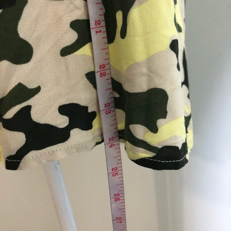 NWOT Camouflage Camo Print Beige Green Yellow Button Up Short Sleeve - Image 6