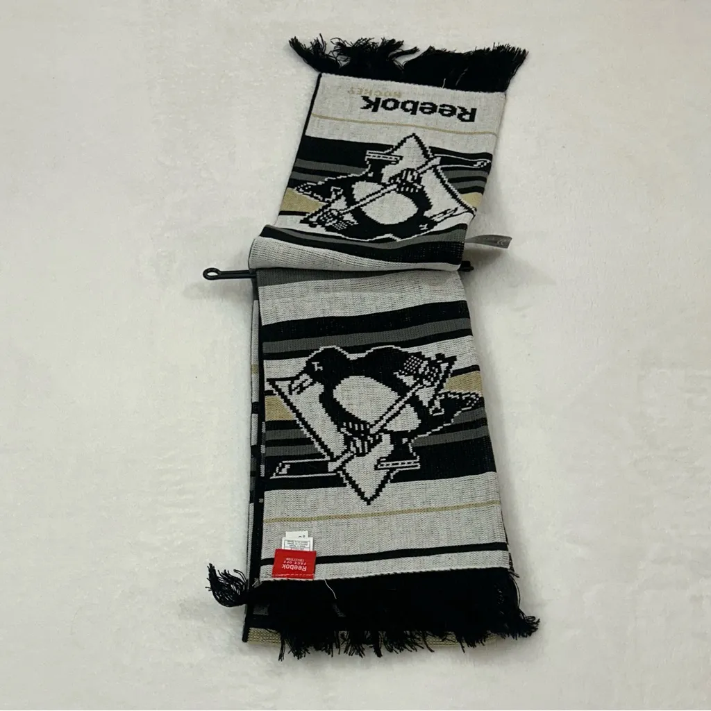 Pittsburgh Penguins NHL Hockey Reebok Team Acrylic Winter Scarf Scarve Unisex - Image 2