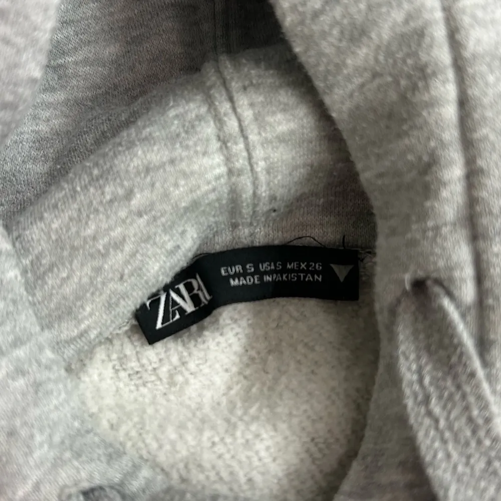 Zara Grey Pullover Hoodie Sz S Light Heathered Grey - Image 6