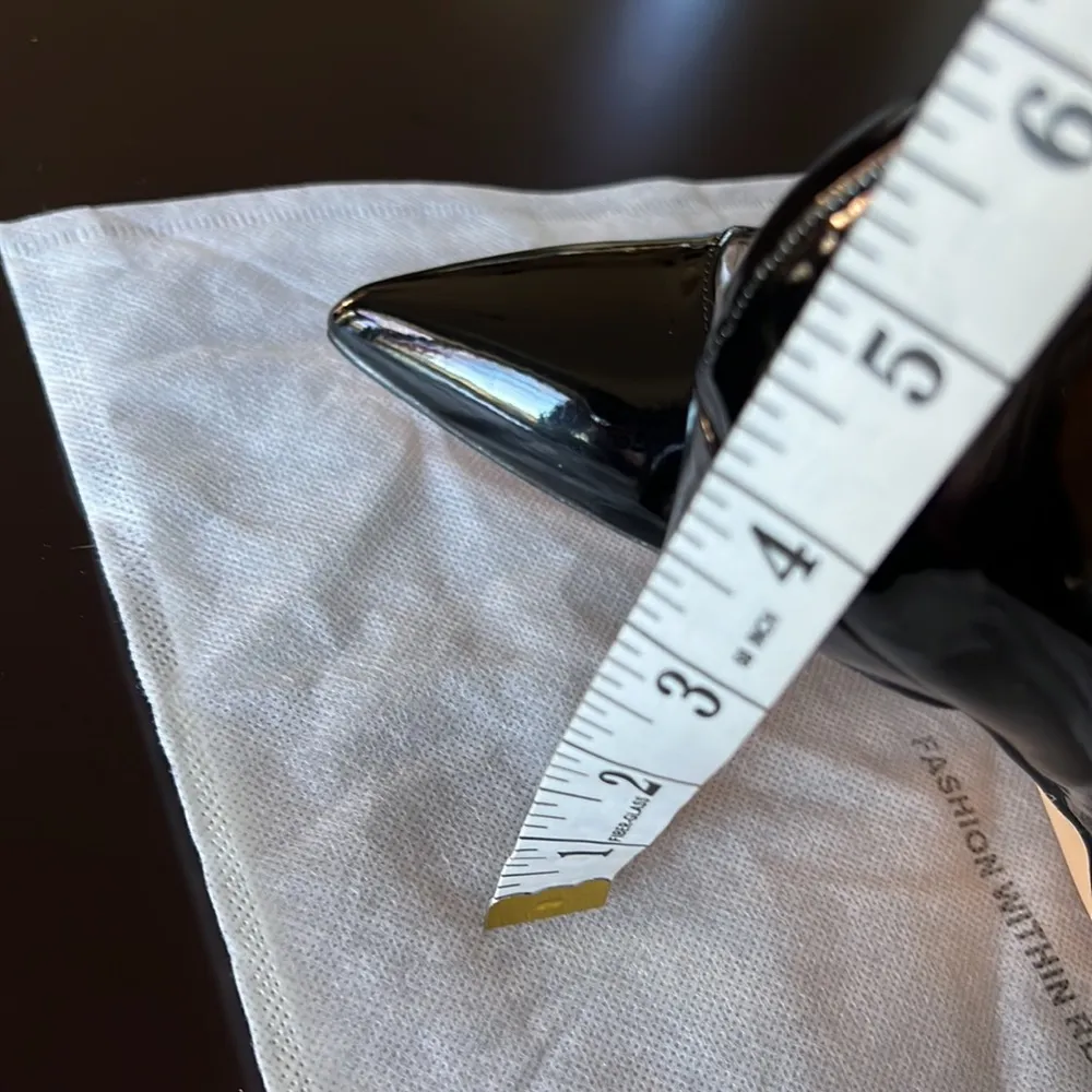 Heels size 8 - Image 4