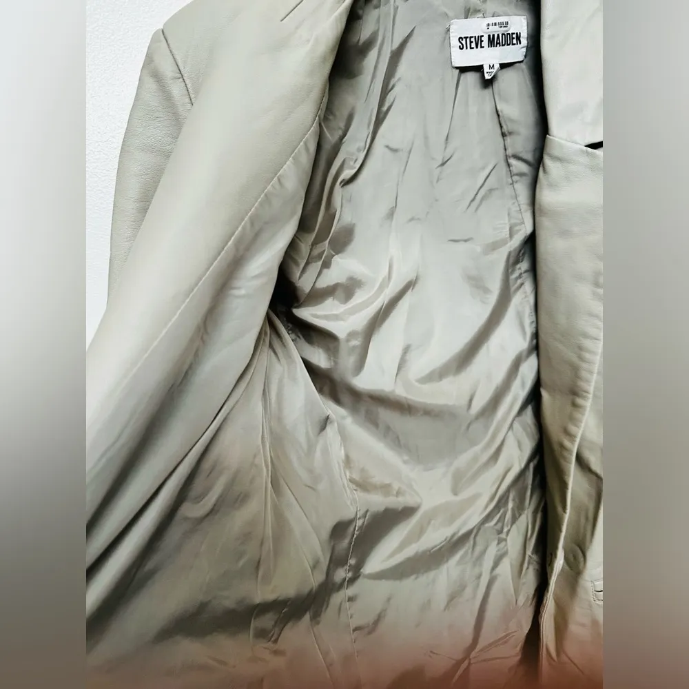 STEVE MADDEN Audrey Vegan Faux Leather Blazer Jacket in Bone Size Medium - Image 6