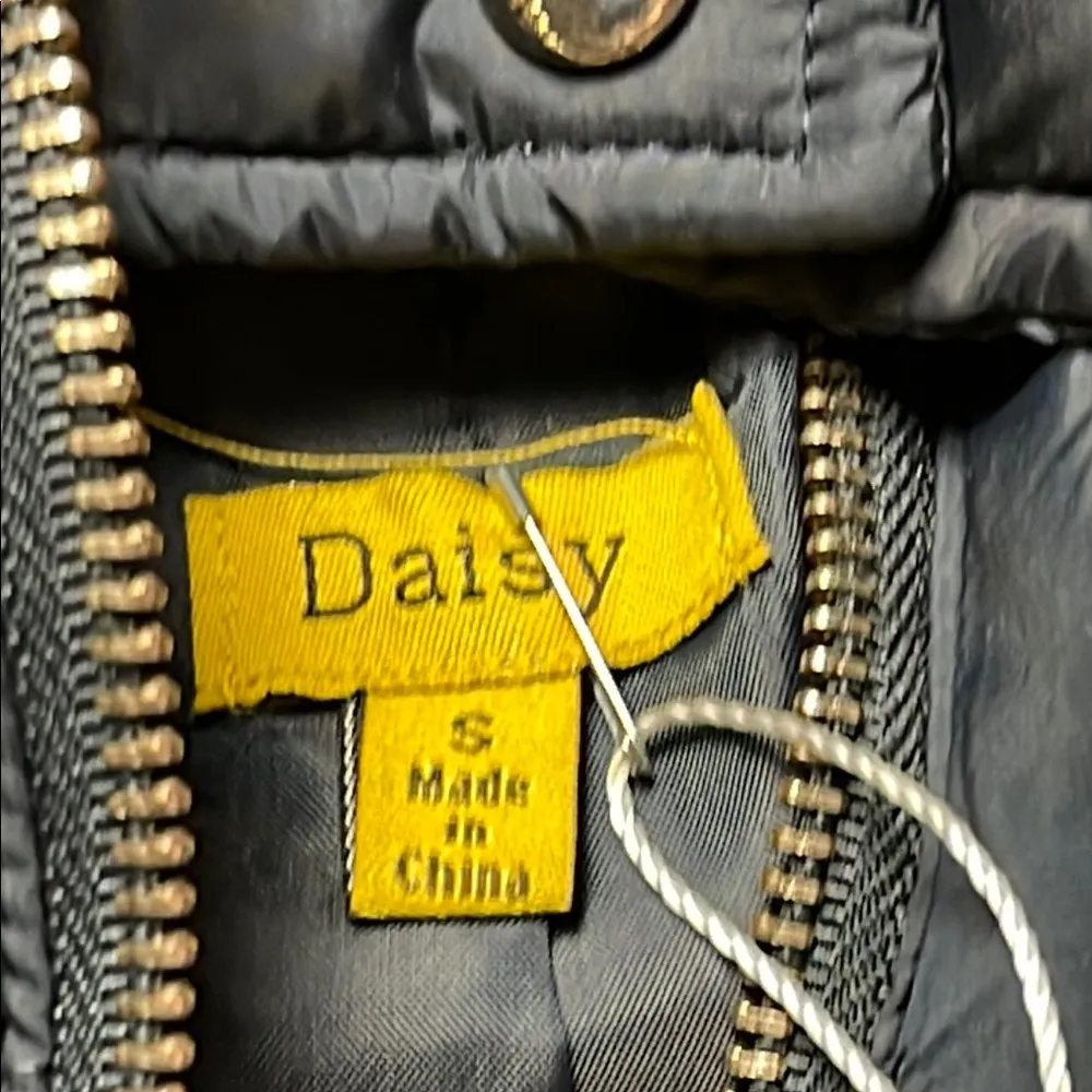 Women's Quilted Hooded Jacket - Image 8