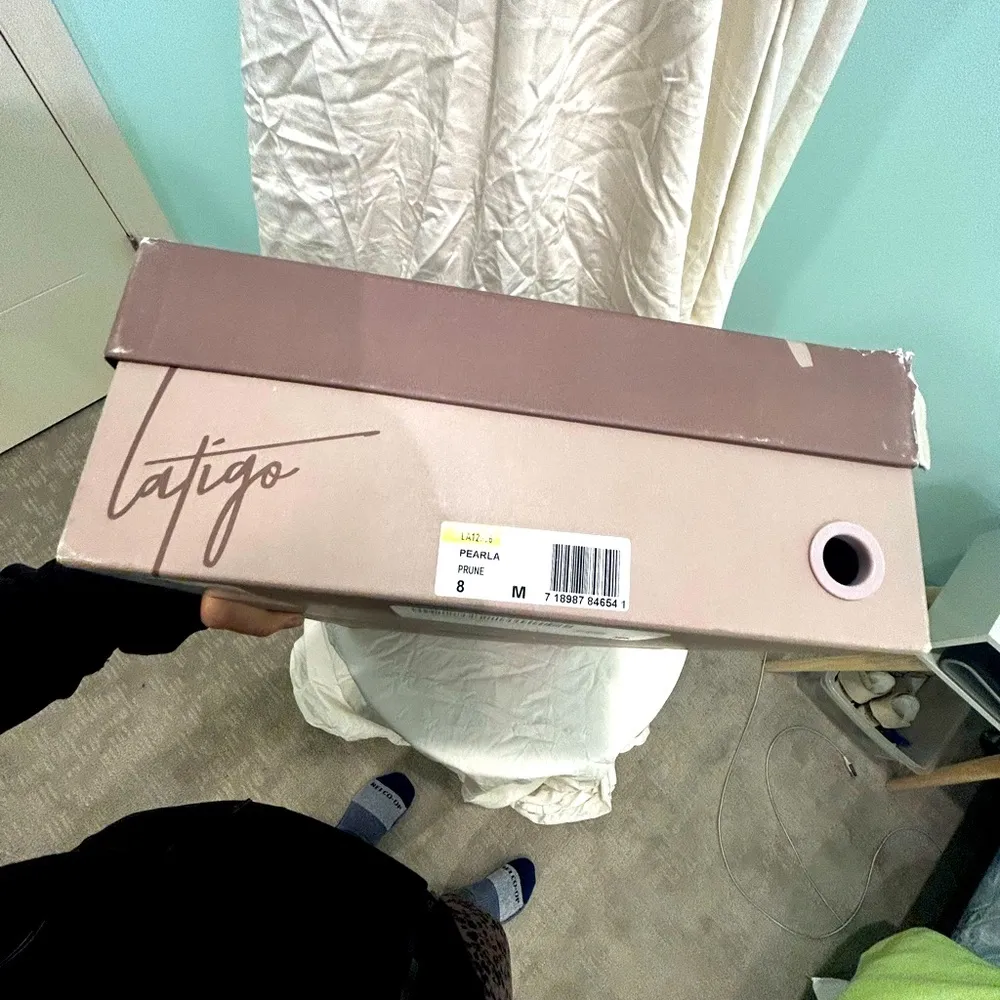 NWT  suede boots - Image 5