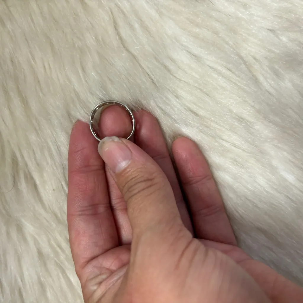 Silver Tone Trellis Cut Out Ring Size 6 - Image 3