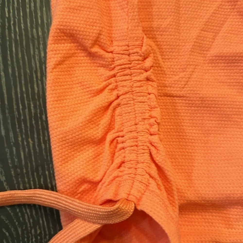 Calvin Klein Performance orange cinched side athletic top sz Small Cotton blend - Image 2