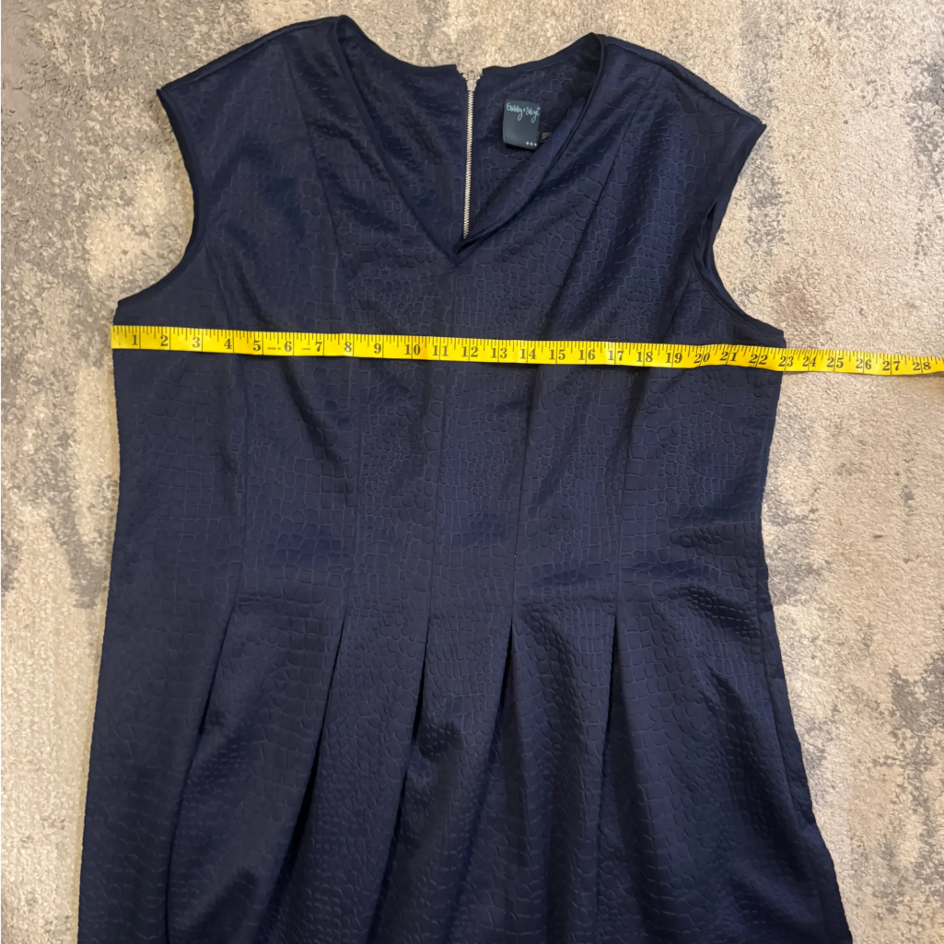 Gabby Skye Blue Sleeveless Dress - Image 4