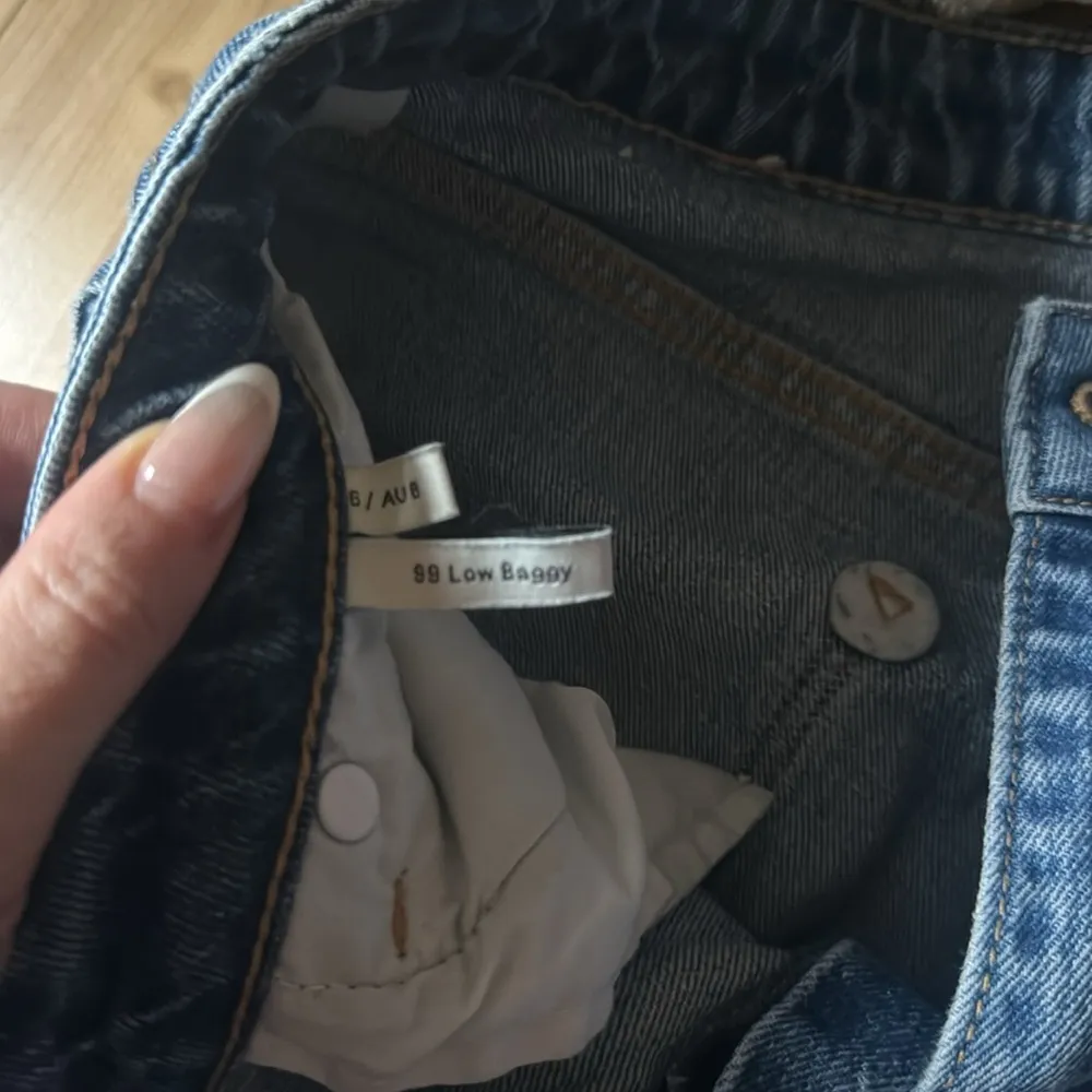 Abrand 99 low baggy Jean Blue Size 26 - Image 2