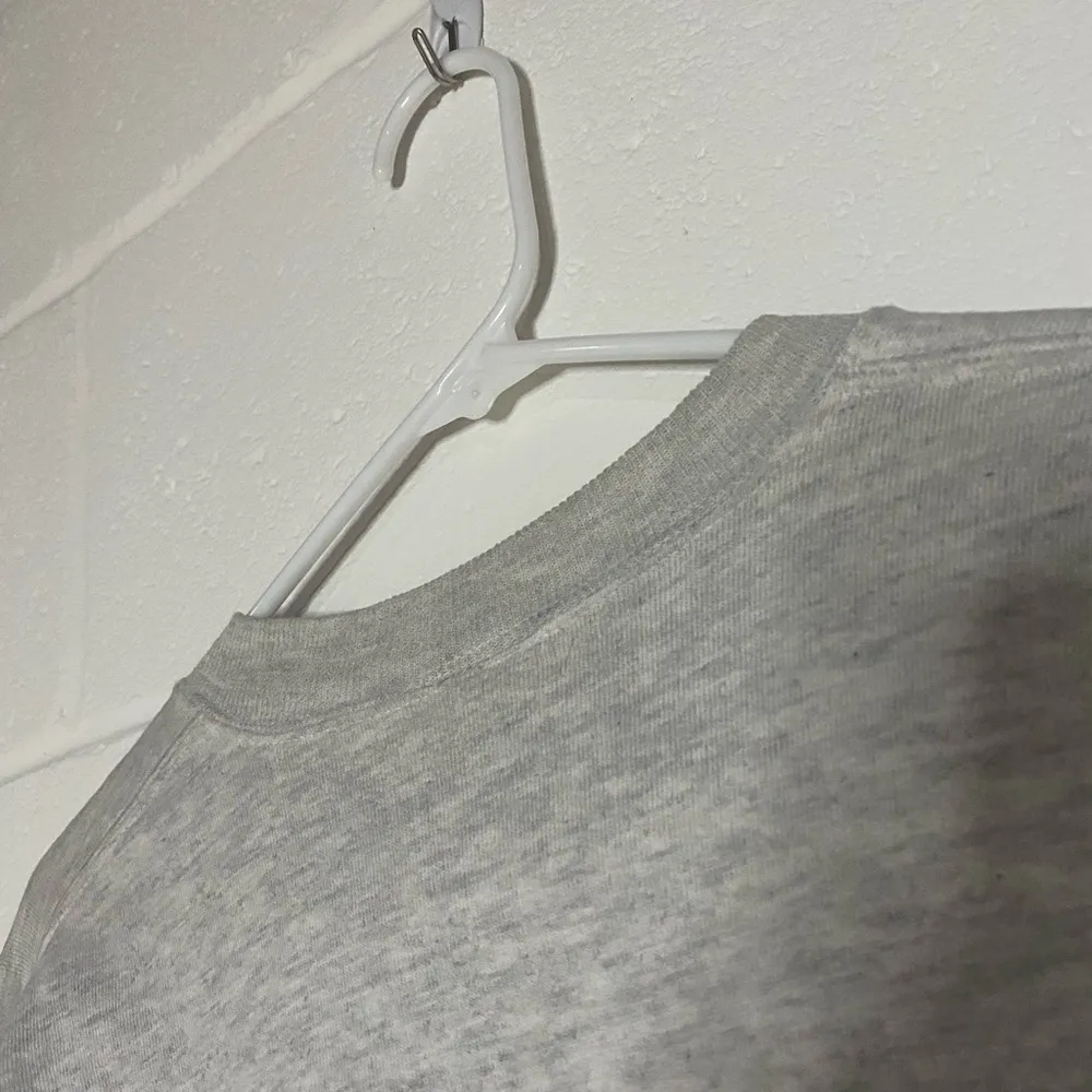 Gray Crewneck Sweater cape may fits medium - Image 4