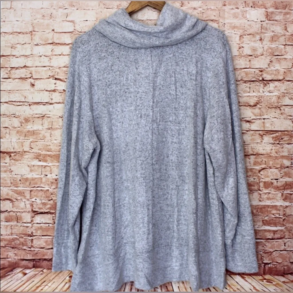 Cupio Light Gray Cowl Neck Blanket Soft Sweater - Image 9