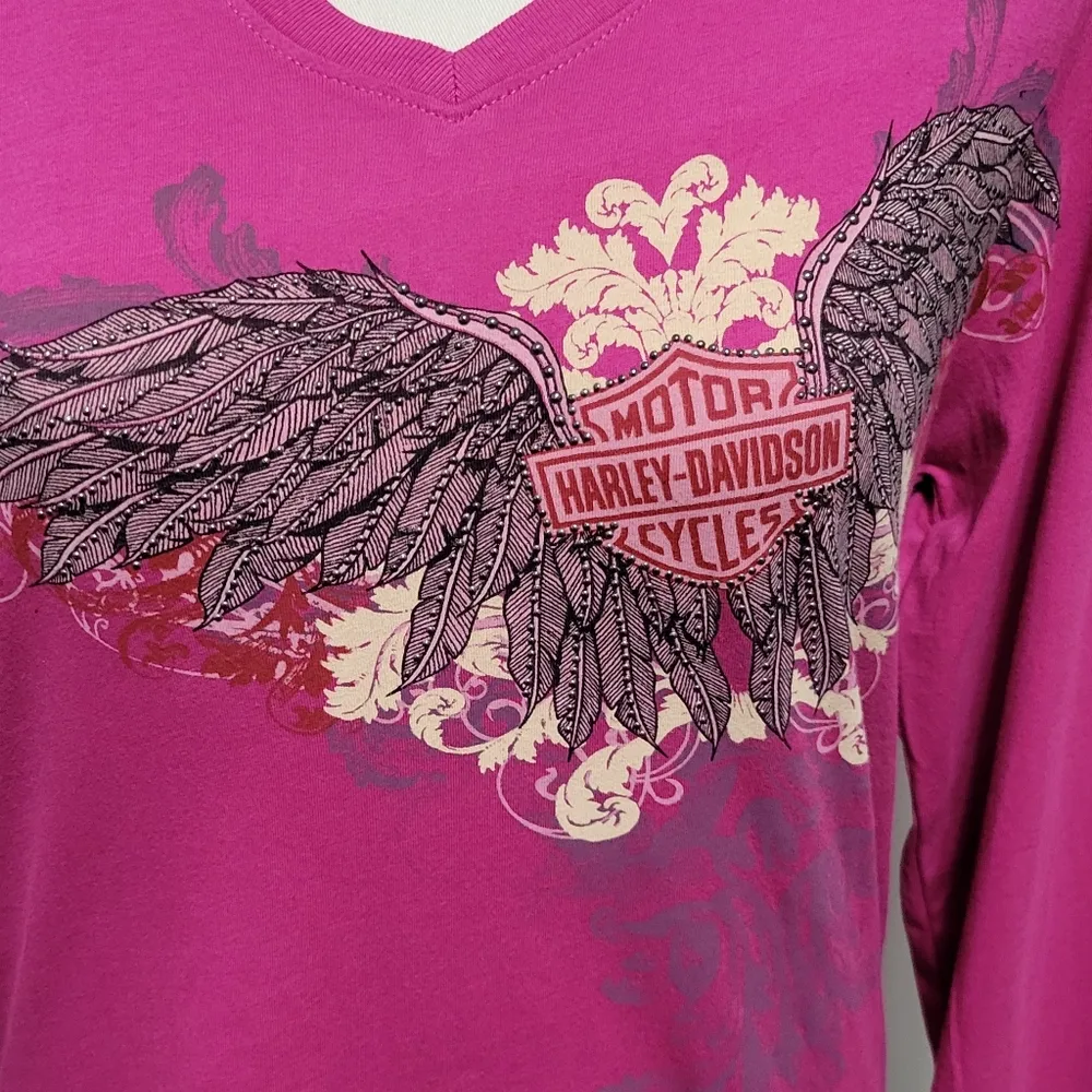 Harley-Davidson magenta rhinestone graphic winged vneck tee size large - Image 2