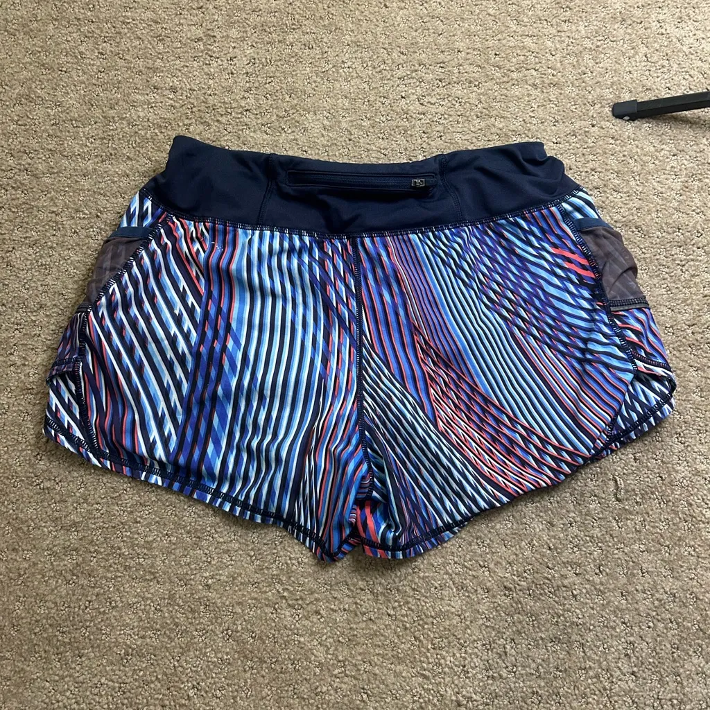 Athleta  Women’s Medium Mosaic Ready Set Go Running Shorts - Image 7