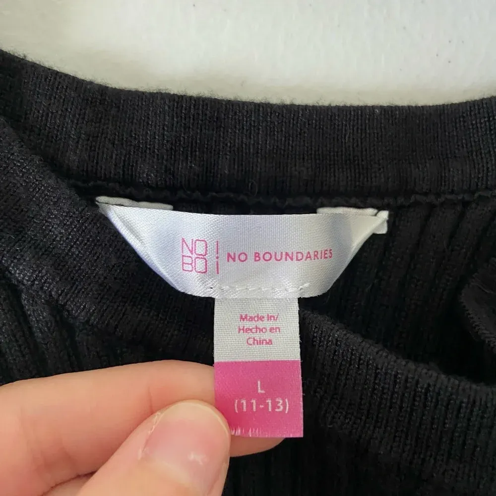 EUC | No Boundaries junior’s cropped high neck ribbed‎ top — large - Image 4