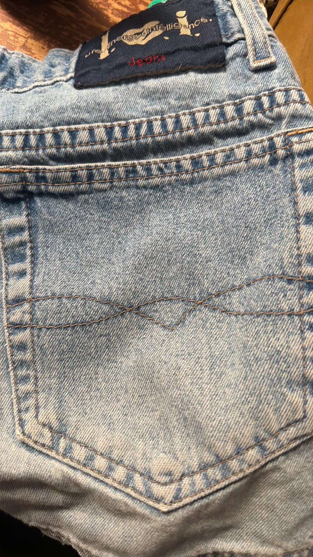 Vintage  Low-Rise Y2K Button-fly Size 9 Light Wash DenimShorts - Image 12