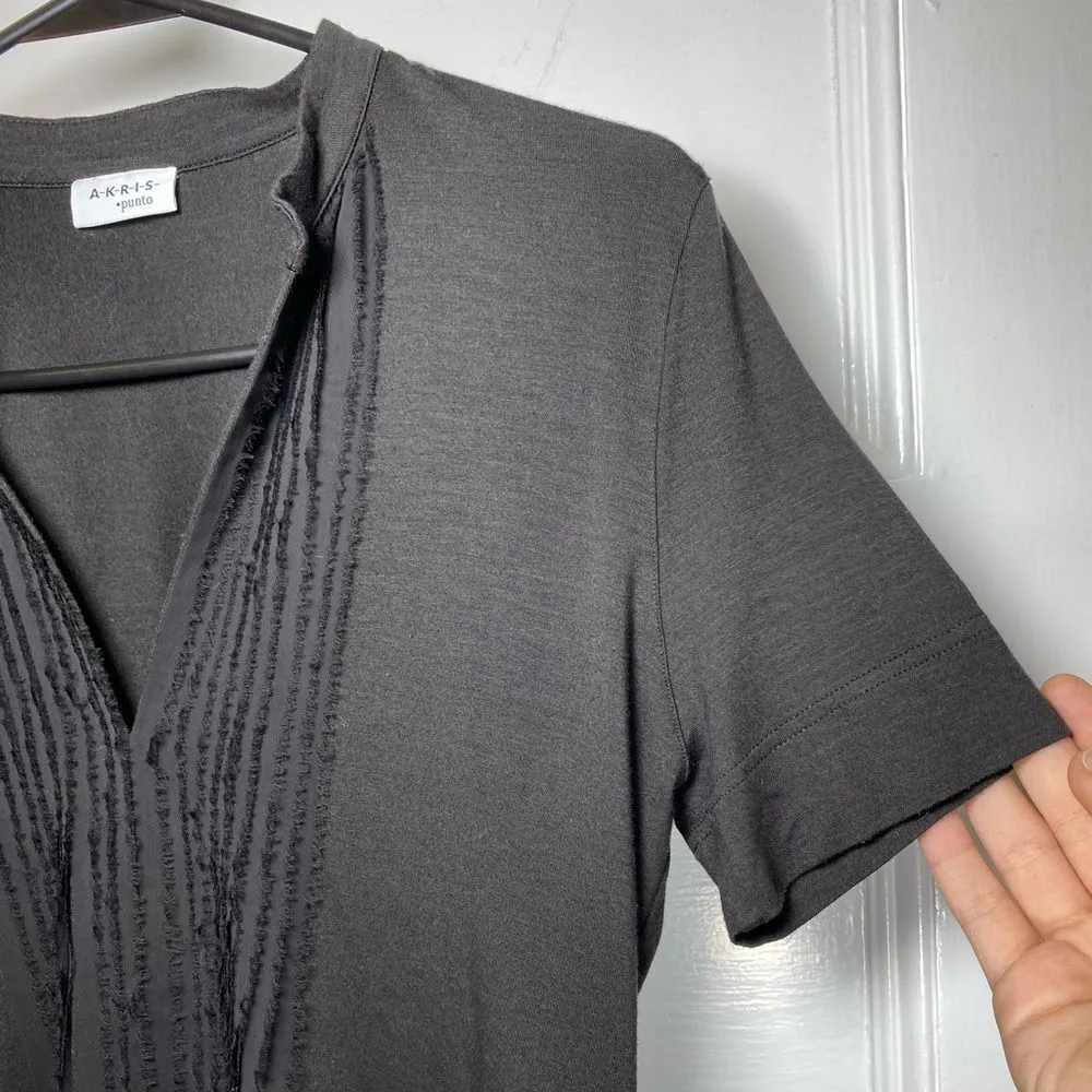Akris Punto | Ruffle Front Split V-Neck Short Sleeve Tee Blouse Black Size 10 - Image 7