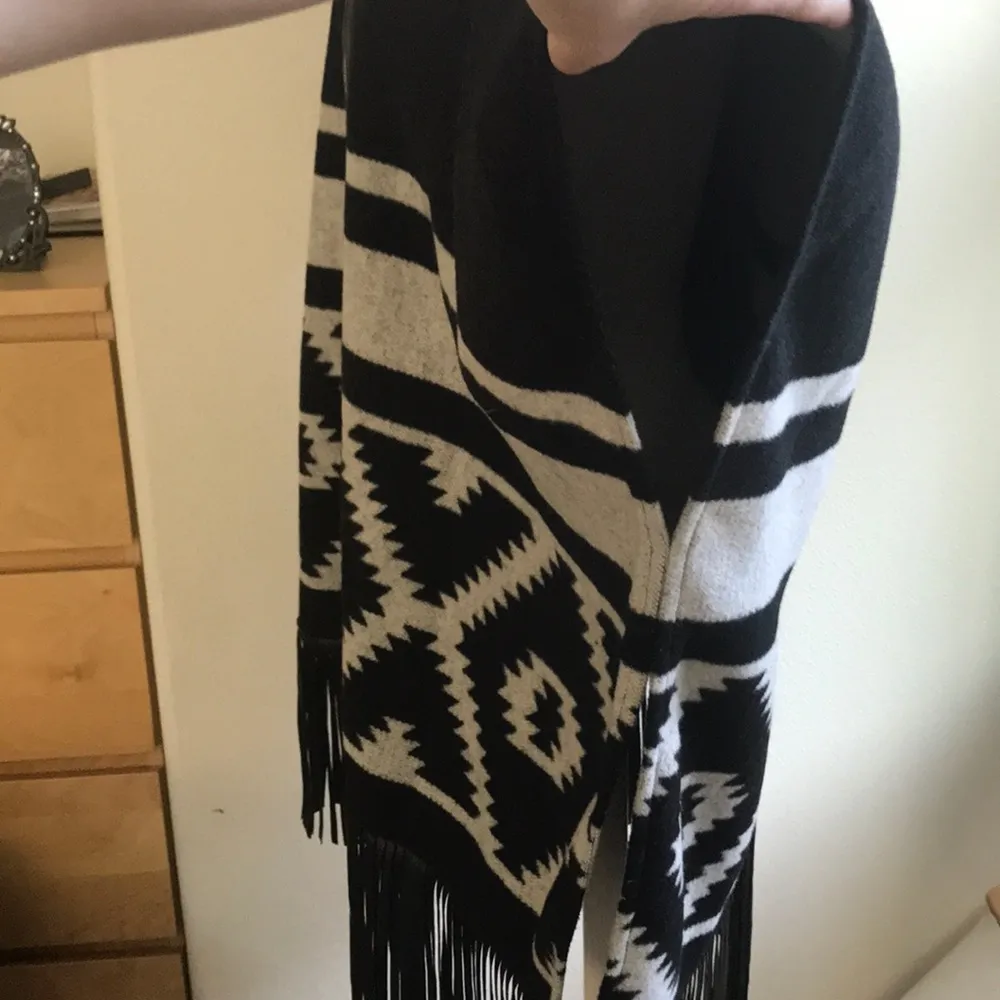 BCBGeneration Tribal Print Fringe Cape - Image 3