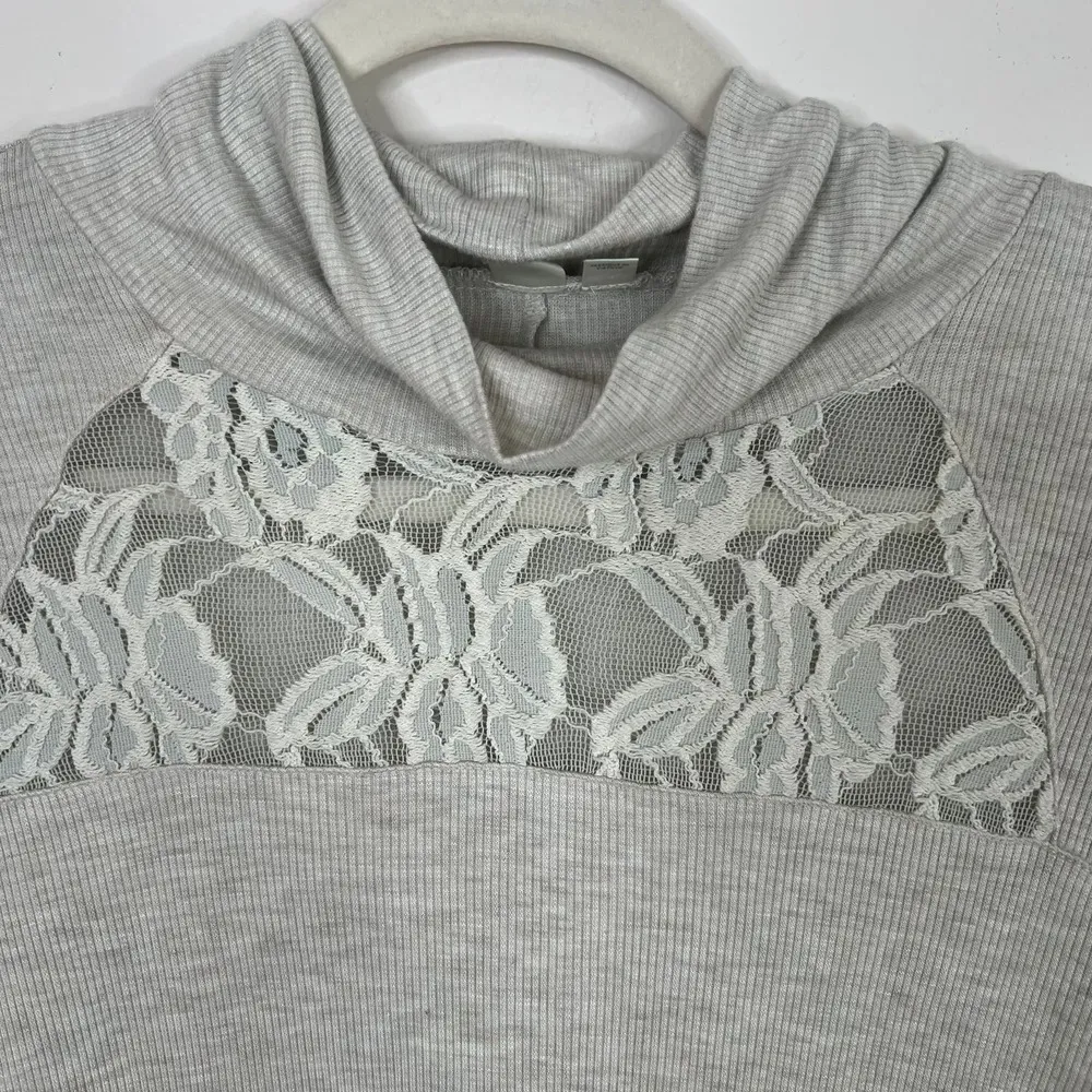 E by Eloise Lace Front Detail Mock Neck Long Sleeve Ribbed Knit Blouse Top Sz M Size M - Image 7