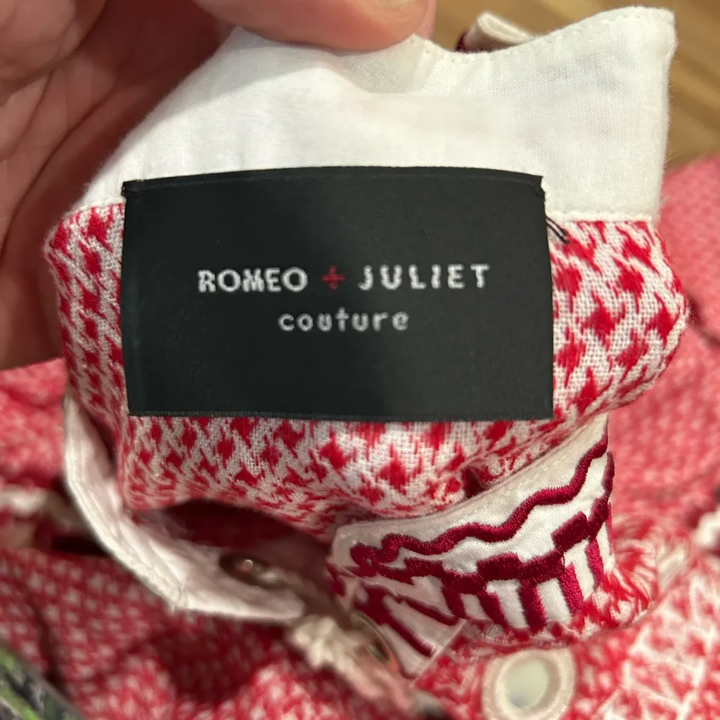 Romeo & Juliet Couture Red and White Bohemian Knit Long Sleeve Top NWT Size S - Image 3