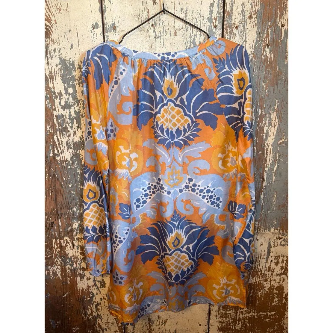 J. Crew womens Small blouse, v-neck, blue and orange print - Image 4