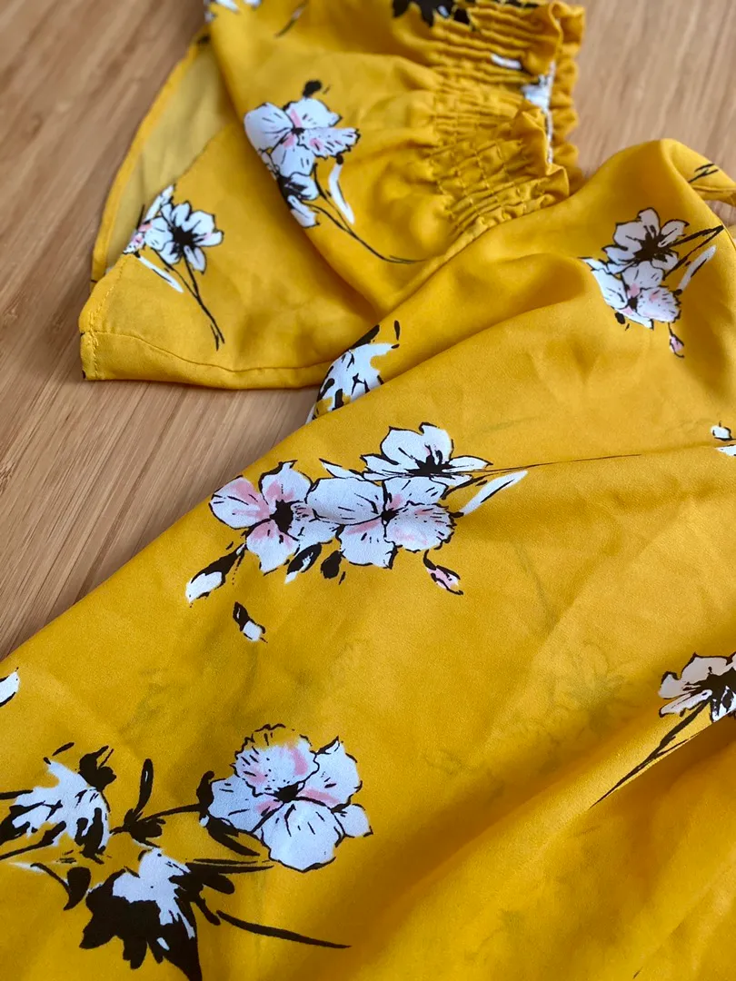Francesca's Yellow Floral Top - Image 8
