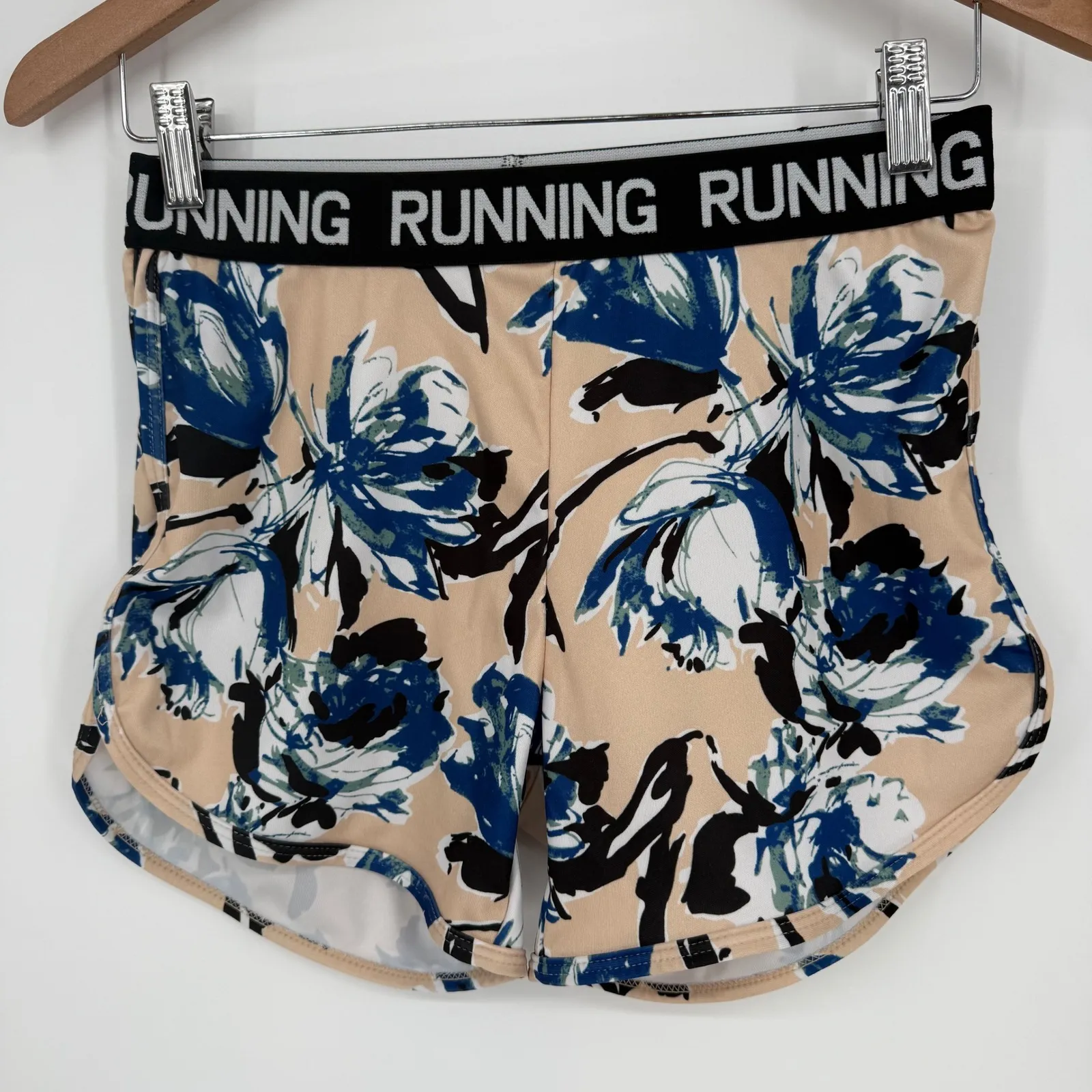 YUNA‎ Running Shorts Floral Print Activewear L/XL Ladies Beach Vacation Tan Size L - Image 2