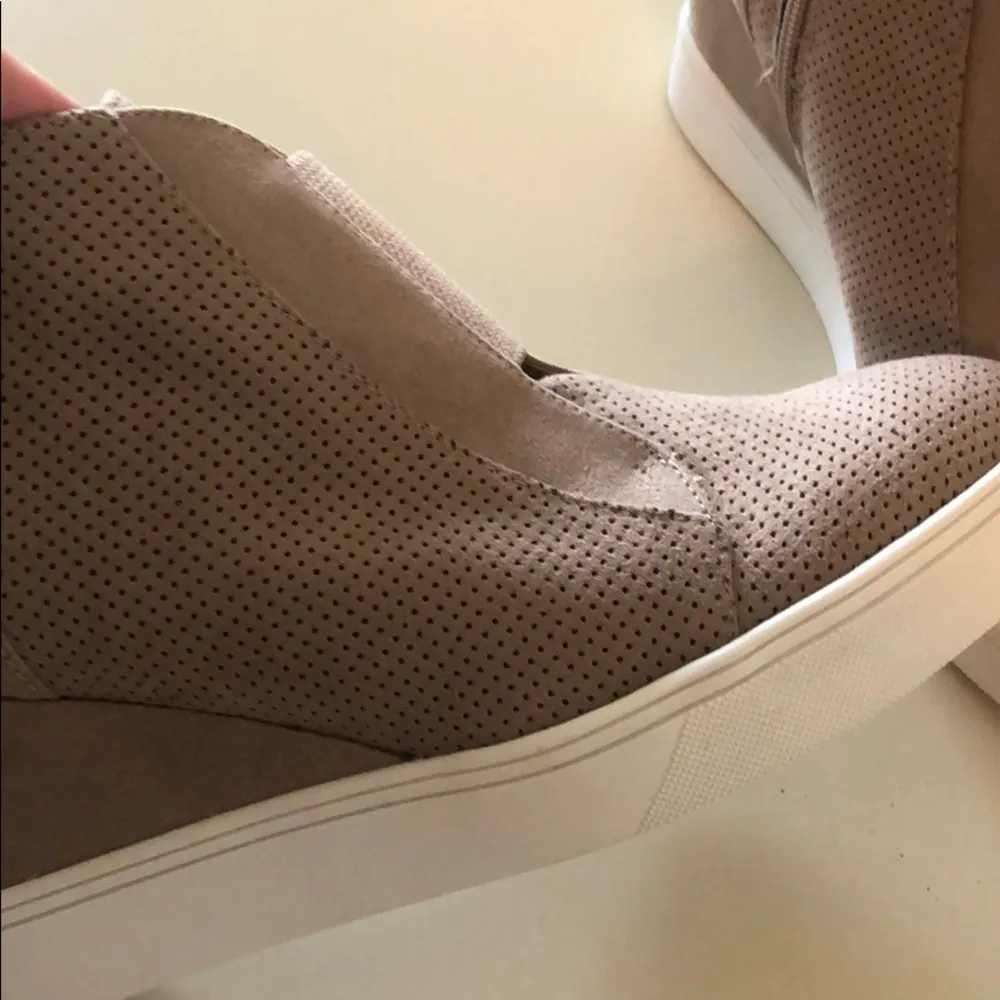 MIA Cristie Wedge Sneaker - Image 4