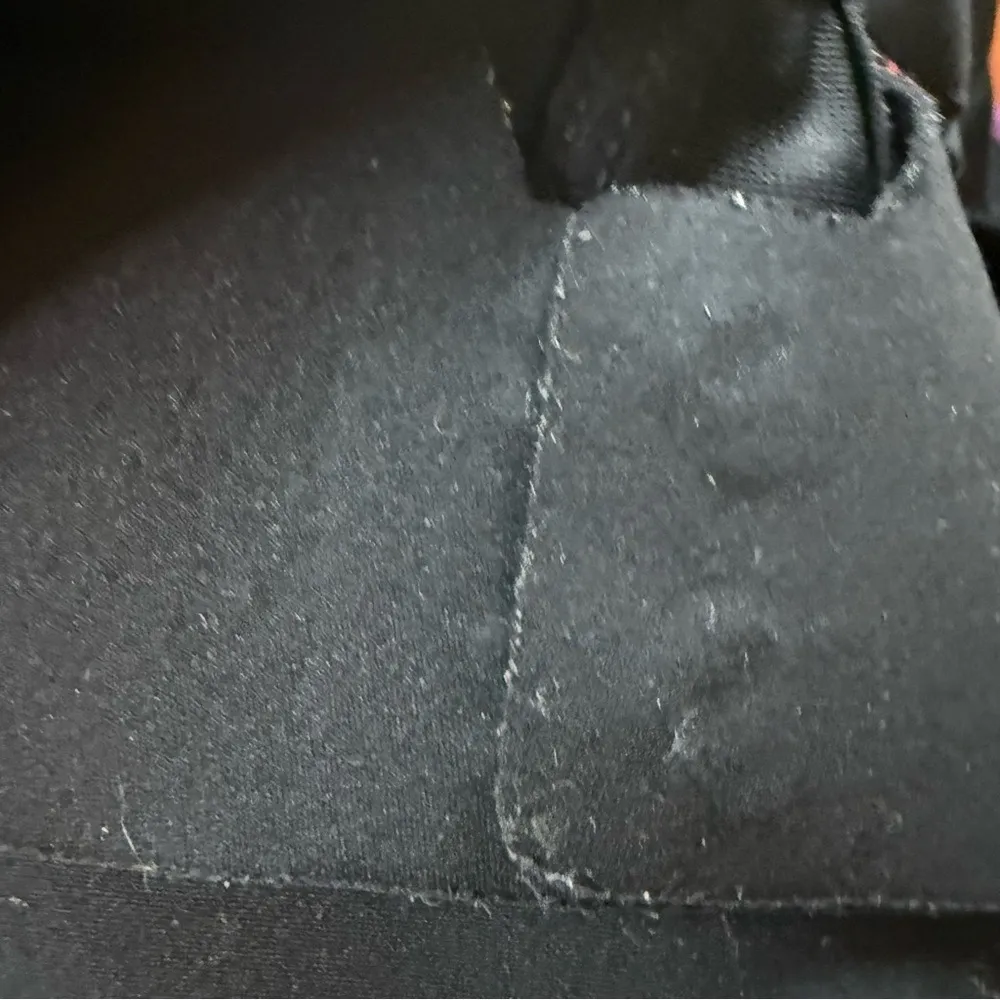 Lululemon Enlite Bra‎ Black Ultralu Molded Cups Back Closure Running Size 32B - Image 5