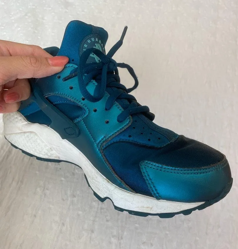 Nike Huarache Run SE - Image 6