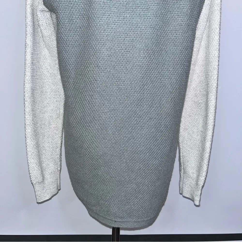 Feature Gray Green Colorblock Tulip Hem Knit Pullover Sweater Medium - Image 9
