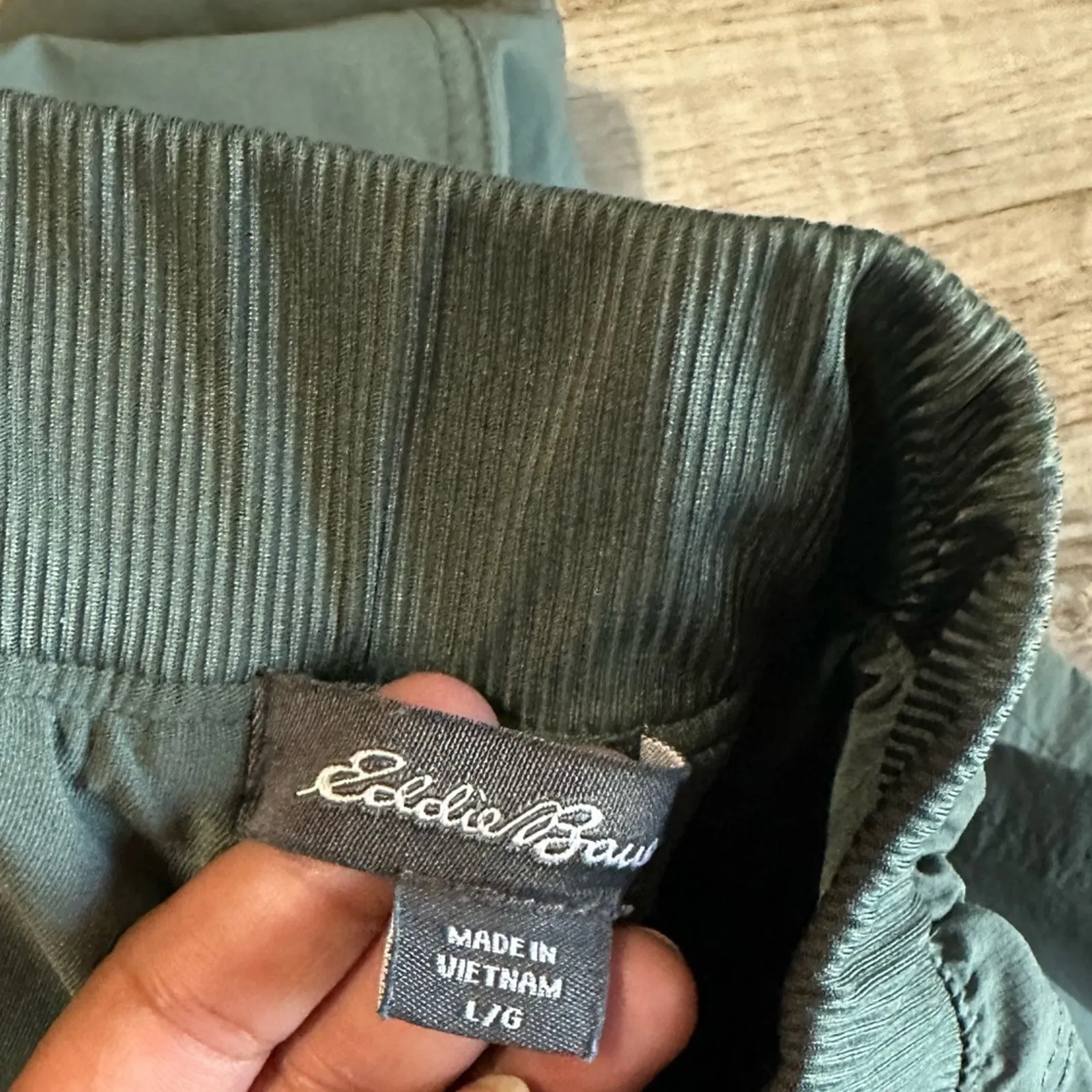Eddie Bauer Green Skort Skirt – Active, Comfortable & Stylish - Image 3