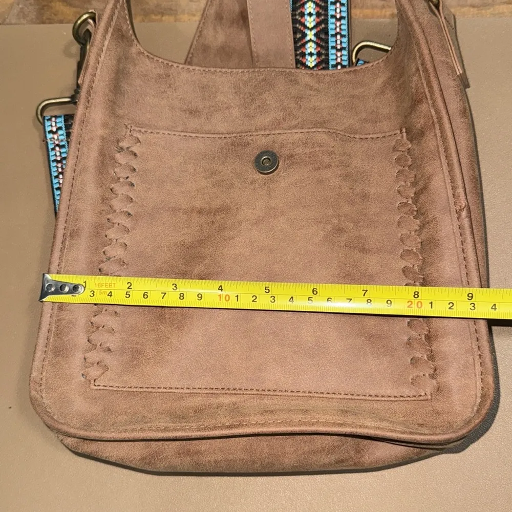 Crossbody purse with removable strap snap closure pocket brown black interior Tan - Image 10