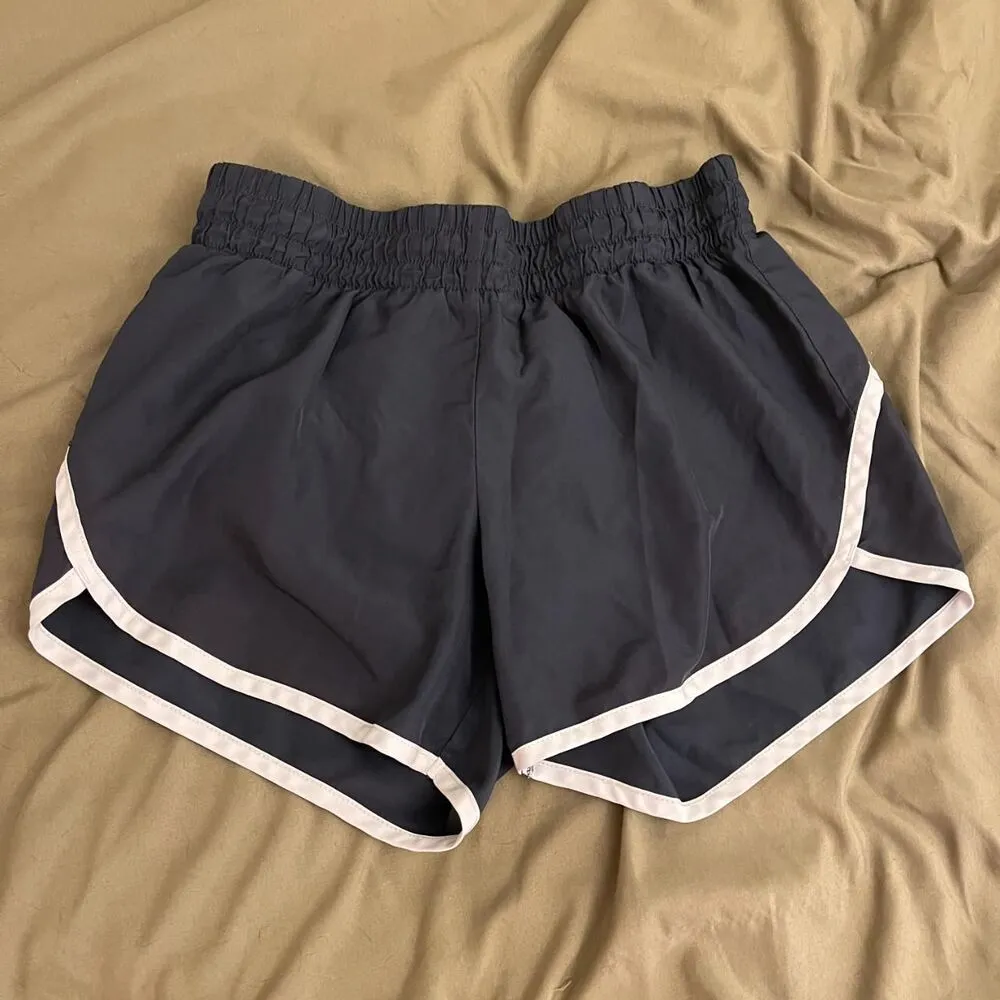 Athletic-works Women's Grey Shorts - Image 2